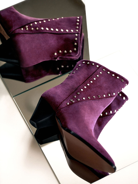 D6Kaia studded ankle boots